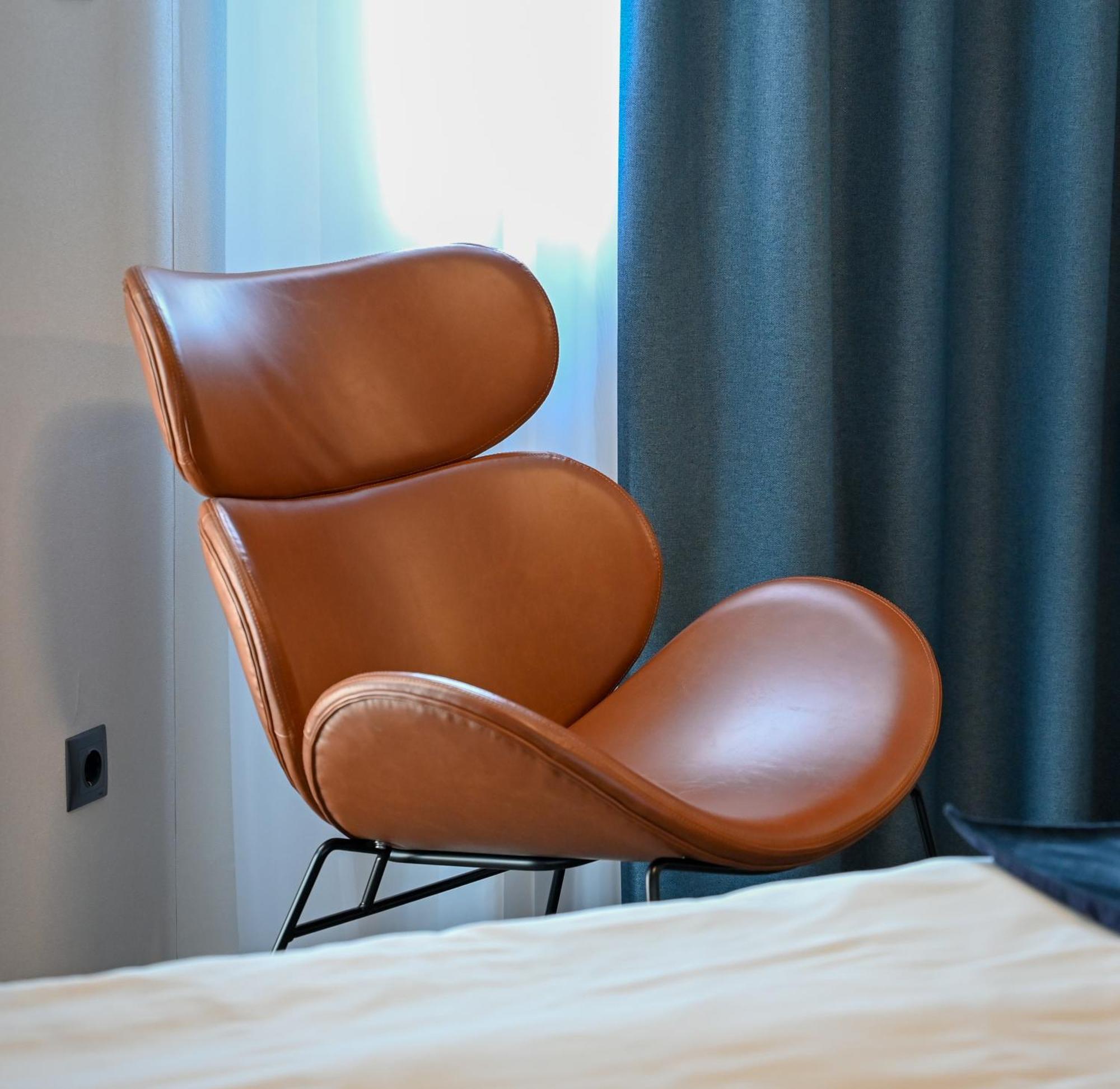 Nn Boutique Hotel Tiszaújváros Kültér fotó